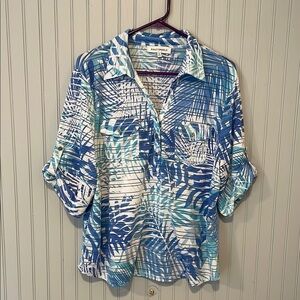 Emily Daniels Short Sleeve Blue Tropical Leaf Print Collared Blouse | Size XL